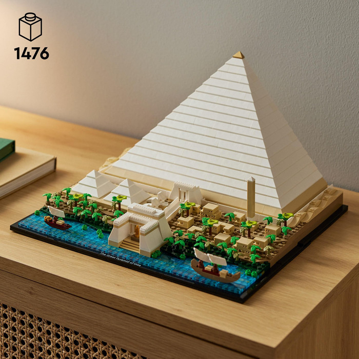 LEGO Architecture Grote Piramide van Gizeh 21058 product in gebruik