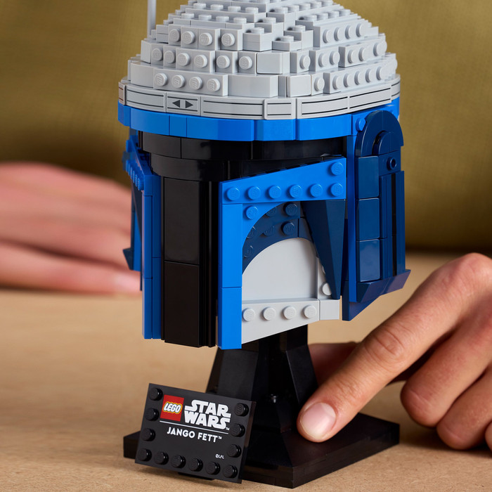 LEGO Star Wars Jango Fett helm 75408 product in gebruik