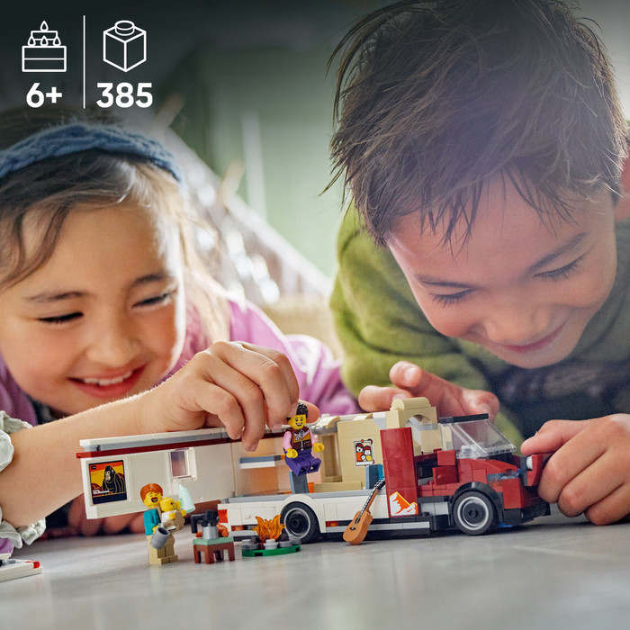 LEGO City Avontuurlijke Camper 60454 product in gebruik