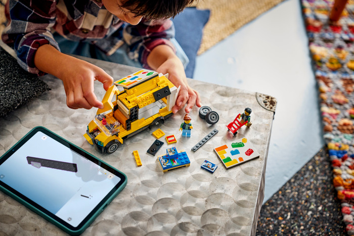 LEGO City LEGO Bestelwagen 60500 product in gebruik