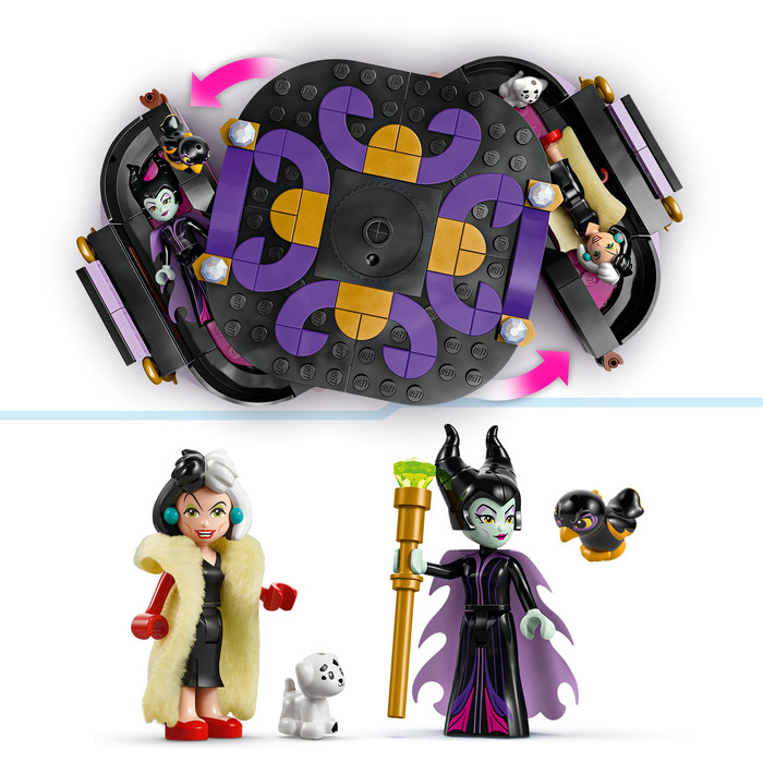 LEGO Disney de Jurken van Malificent en Cruella de Vil 43262 product in gebruik