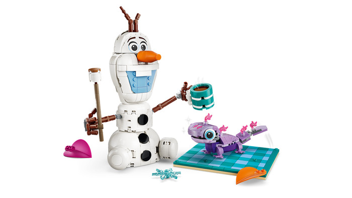 LEGO Disney Olaf en Bruni's Picnickplezier 43287 product in gebruik