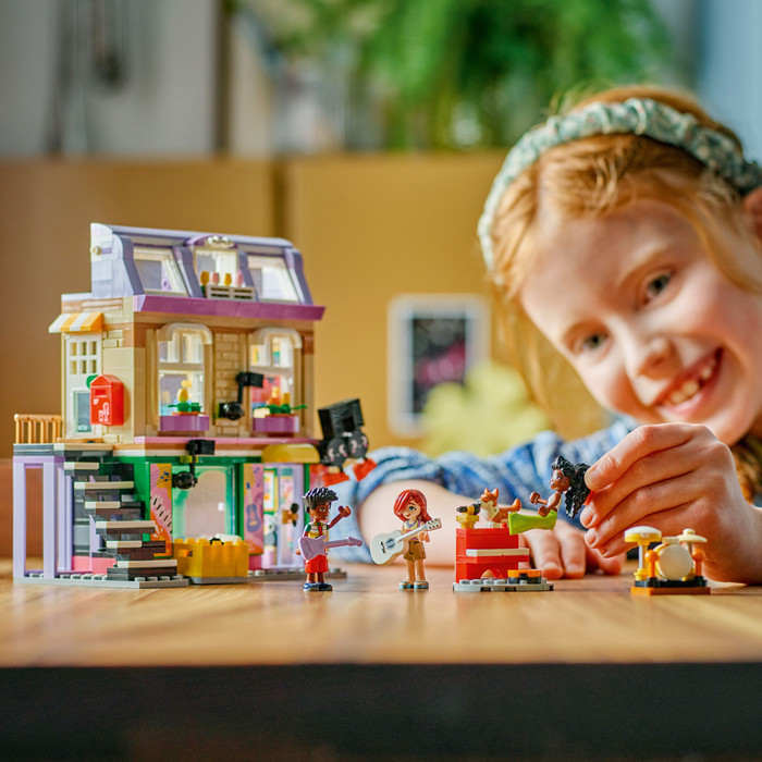 LEGO Friends Music Store and Apartment 42653 product in use