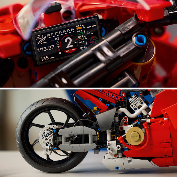 LEGO Technic Ducati Panigale V4 S motor 42202 product in gebruik