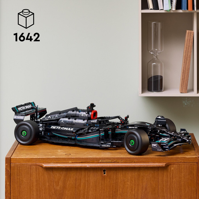 LEGO Technic Mercedes-AMG F1 W14 E Performance 42171 visual leverancier