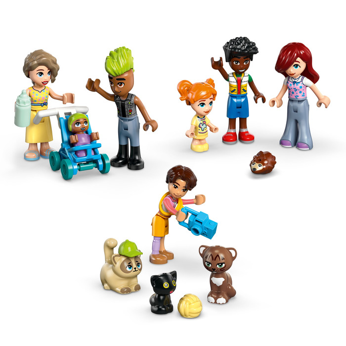 LEGO Friends Heartlake City Appartementen en Winkels 42670 product in gebruik