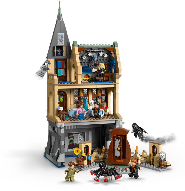 LEGO Harry Potter Kasteel Zweinstein: Ziekenhuisvleugel 76463 product in gebruik