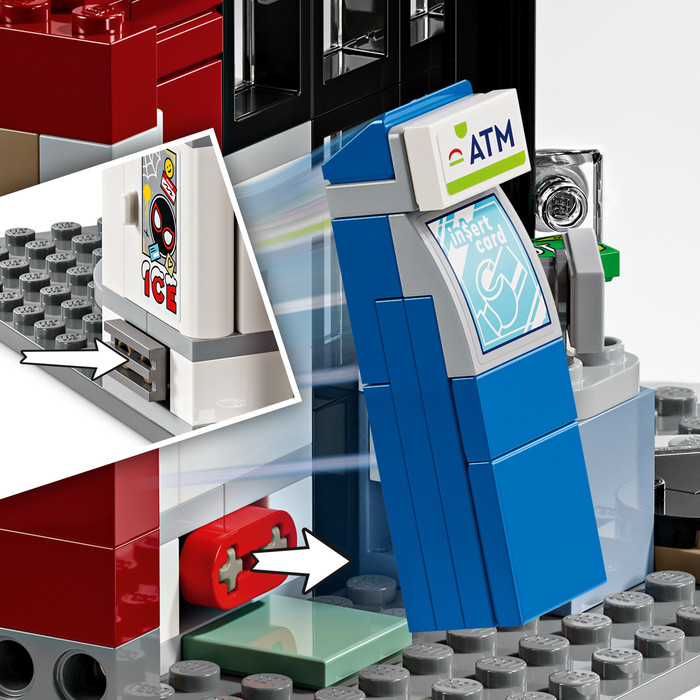 LEGO Marvel Spider-Verse Miles Morales vs. de Spot 76311 product in gebruik