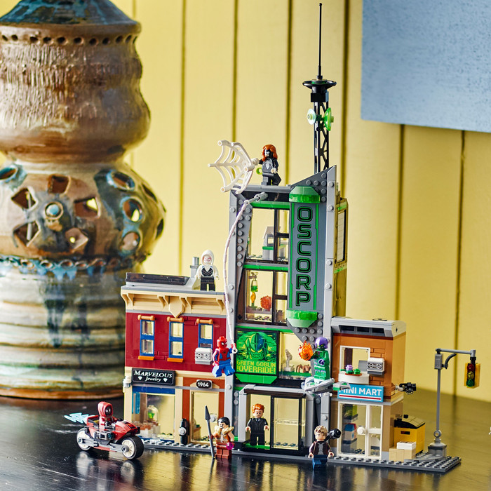 LEGO Marvel Spider-Man vs Oscorp 76324 product in use