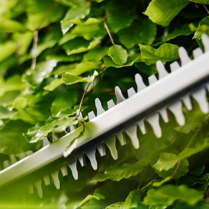 Gardena EasyCut 55/18V product in gebruik