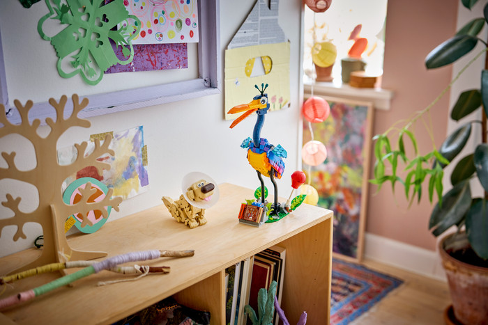 LEGO Disney Pixar Kevin en Dug 43290 product in gebruik