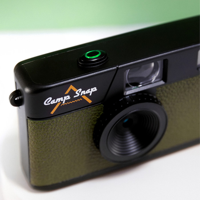 Campsnap digital camera Forest Green detail