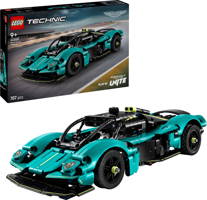 LEGO Technic Aston Martin Valkyrie 42208 rechterkant