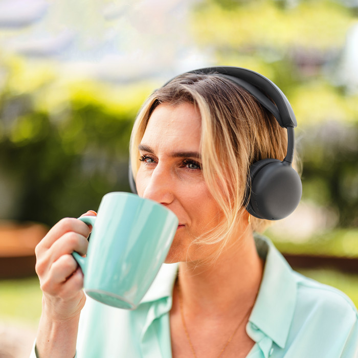 Logitech Zone Wireless 2 ES Zwart product in gebruik