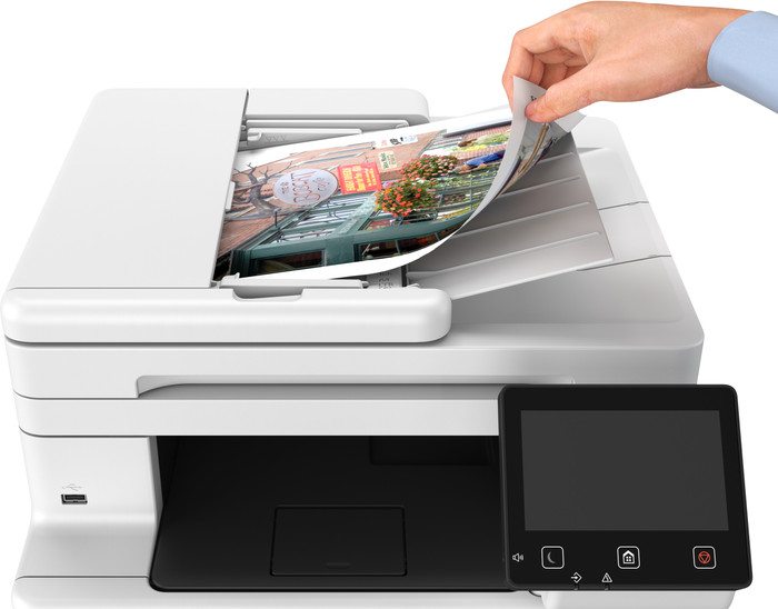 Canon MF667 CDW product in gebruik