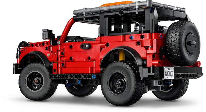 LEGO Technic Ford Bronco 42213 detail