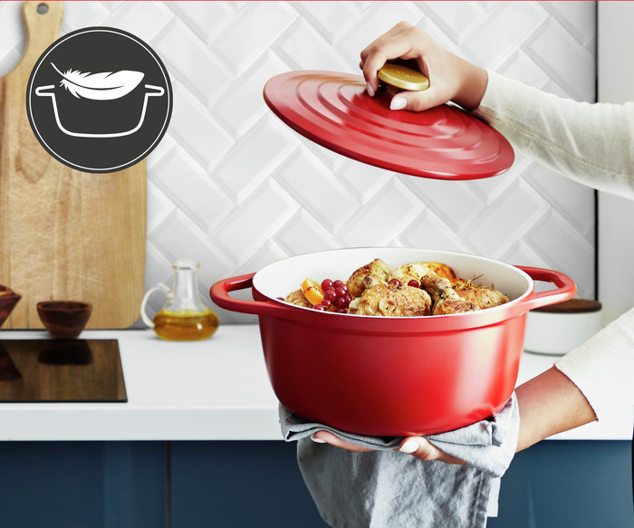 Tefal Air Lichte Braadpan 24 cm Rood product in gebruik