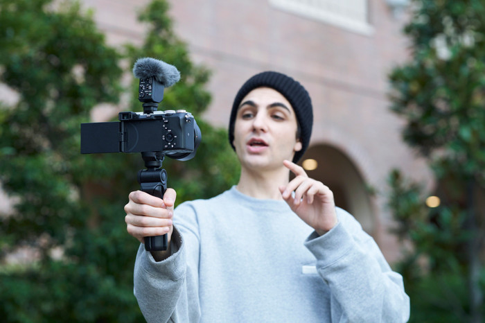 Sony ECM-B10 Shotgun Microfoon product in gebruik