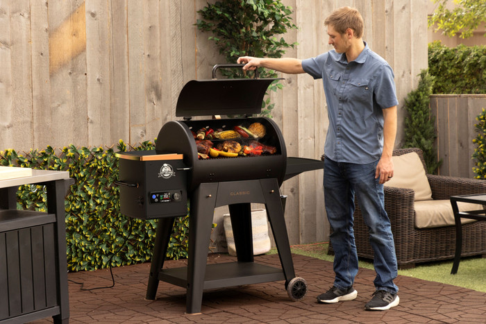 Pitboss Onyx Austin XL product in gebruik