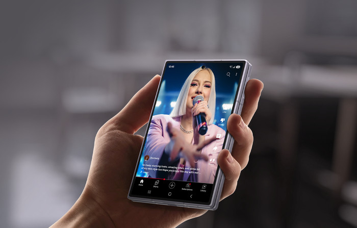 Samsung Galaxy Z Fold 8 256GB Wit 5G + Samsung Back Cover met Magneet Transparant visual leverancier