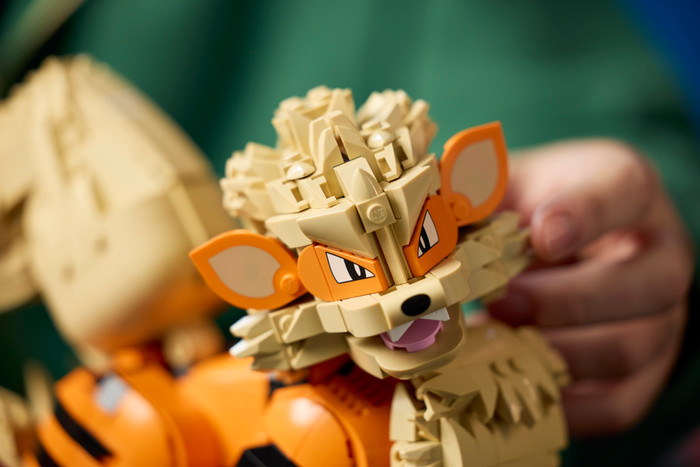 LEGO Pokémon Arcanine 72160 detail