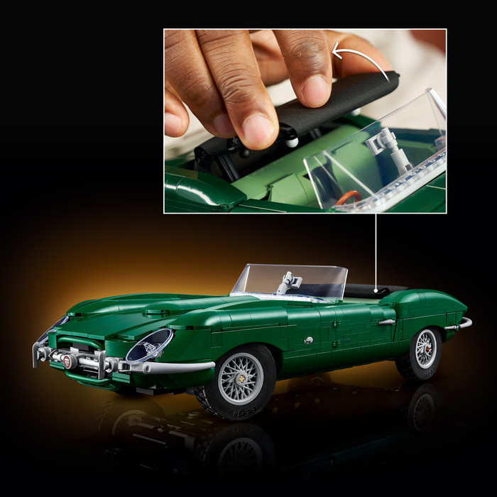 LEGO Icons Jaguar E-Type 11381 product in gebruik