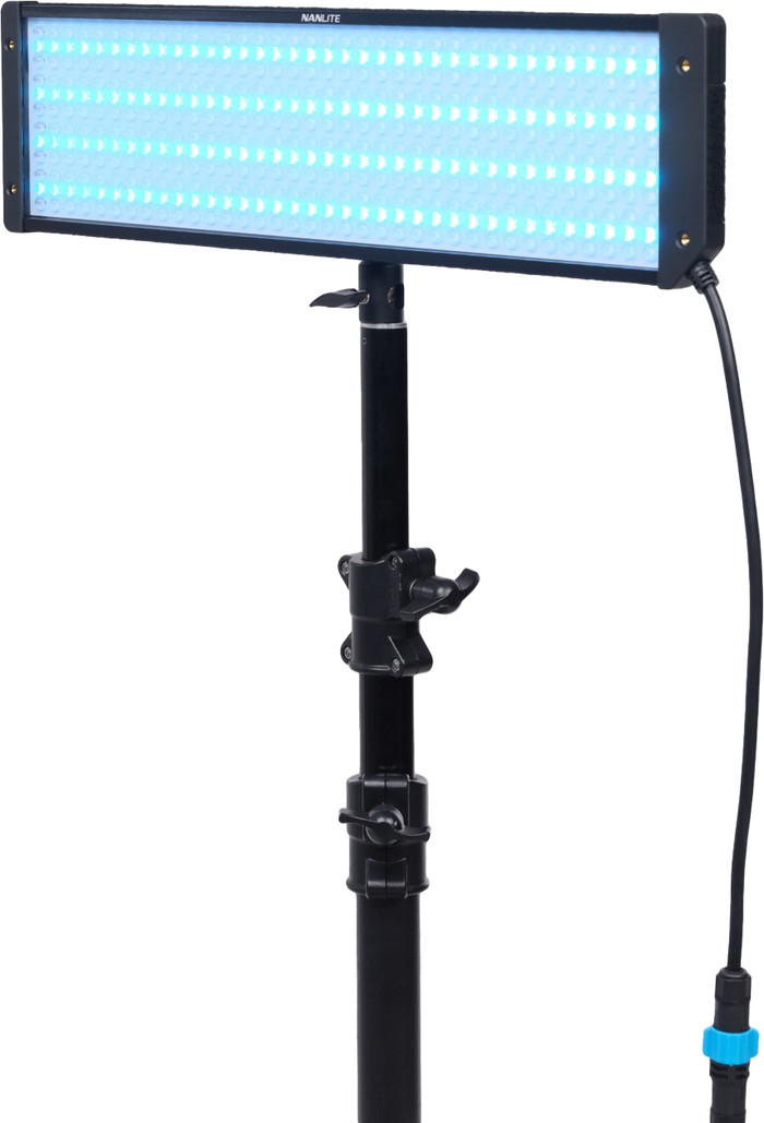 Nanlite PavoSlim 60CL voorkant