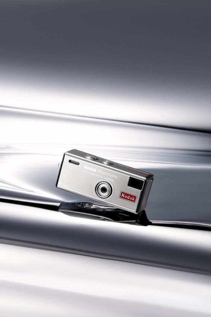Kodak Charmera Millenium Keychain Digital Camera (Single Blind Box) product in gebruik