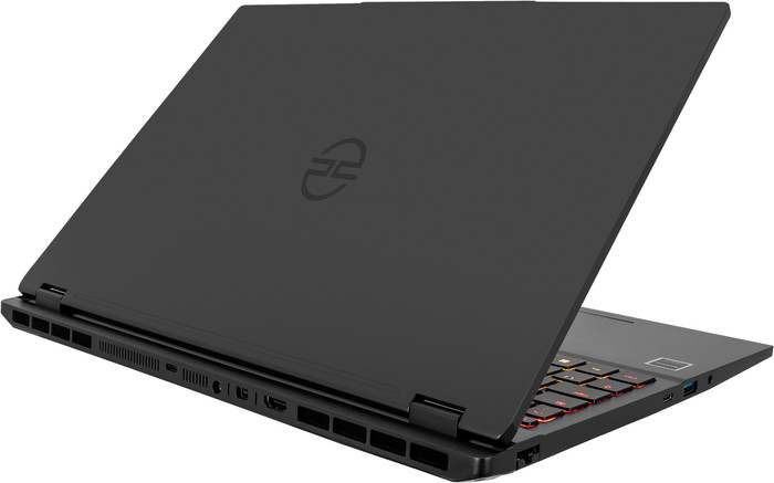 PCSpecialist Ionico 16 5070 achterkant