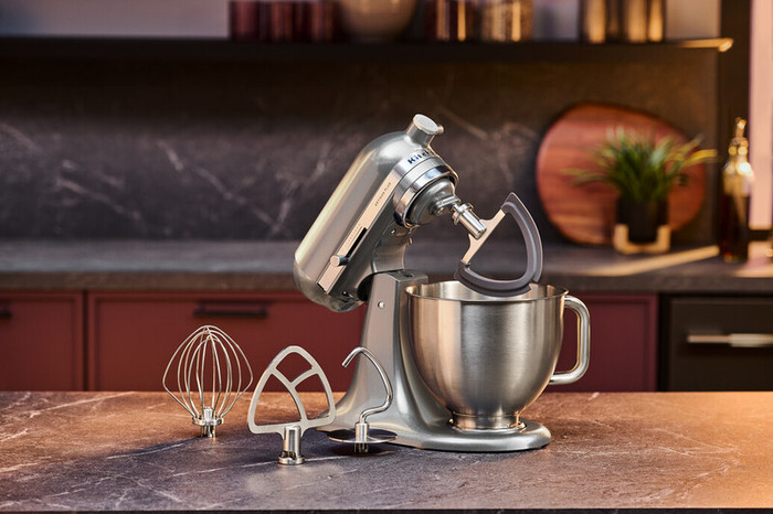 Kitchenaid 5KSM50PKVEMS Medallion Silver product in gebruik
