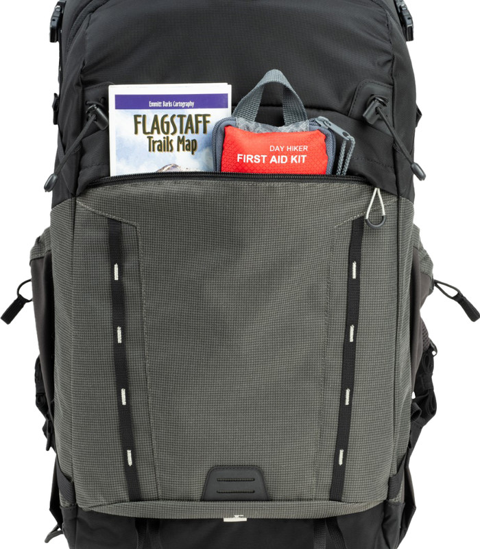 Think Tank BackLight 36L Slate Zwart voorkant