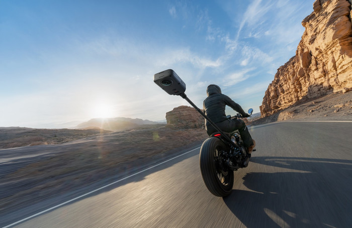 DJI Osmo 360 II Limitless Riding Combo product in gebruik