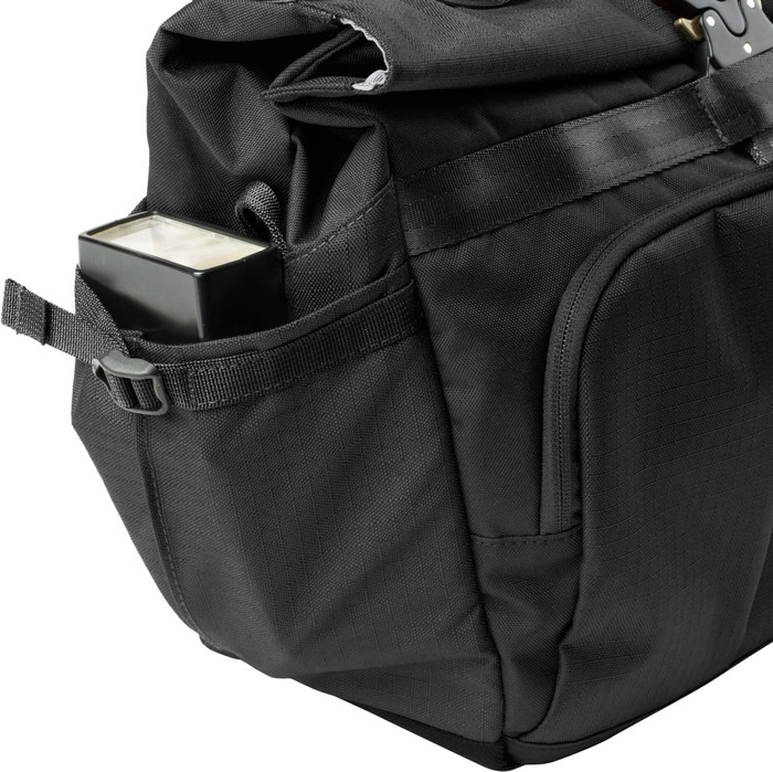 Think Tank FocusPoint Crossbody 8L Zwart binnenkant