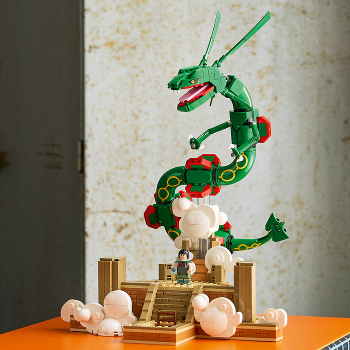 LEGO Pokémon Rayquaza 72168 product in gebruik