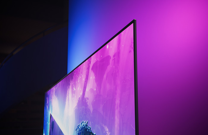 Philips Ambilight 65" OLED951 (2026) detail