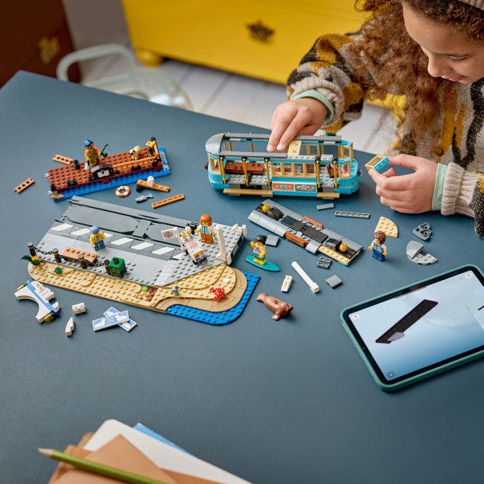 LEGO City Classic Beach Streetcar 60506 product in use
