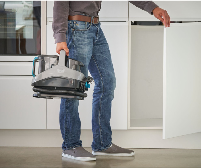 BLACK+DECKER BHSC1350CHS-QS product in gebruik