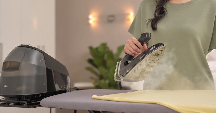 Braun CareStyle 5 IS5249BK product in gebruik