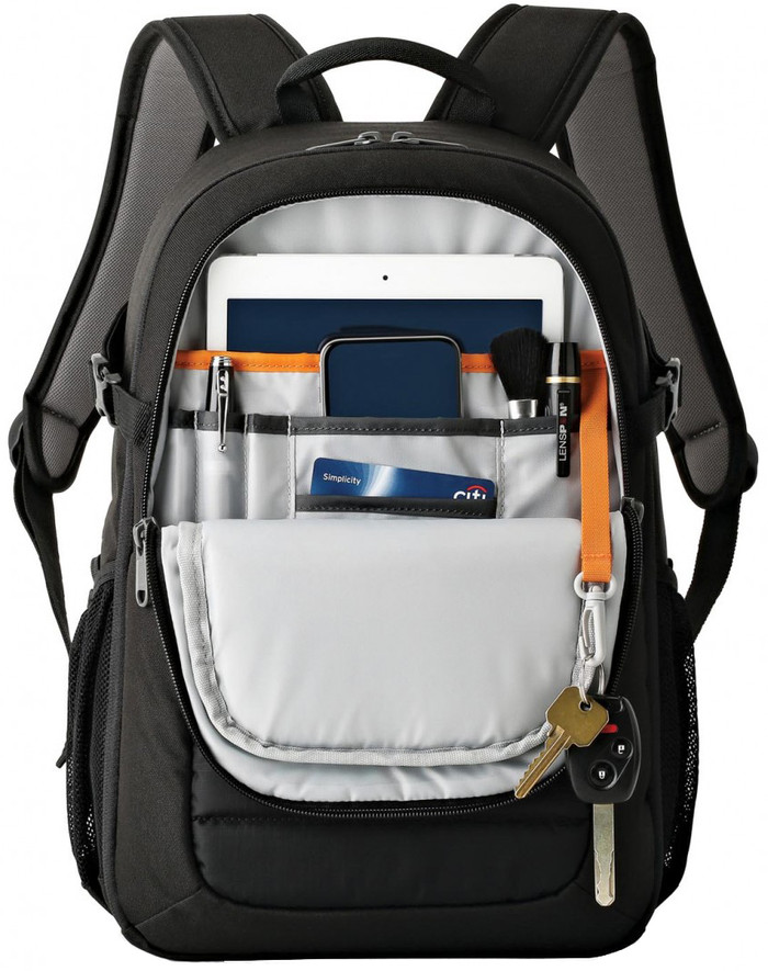 Lowepro Tahoe BP 150 Black bovenkant