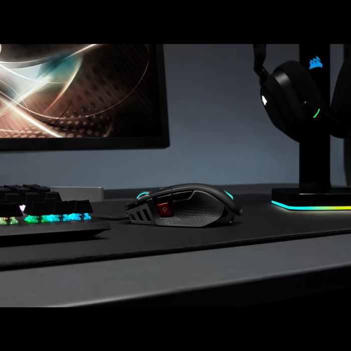 Corsair M65 RGB Ultra product in use