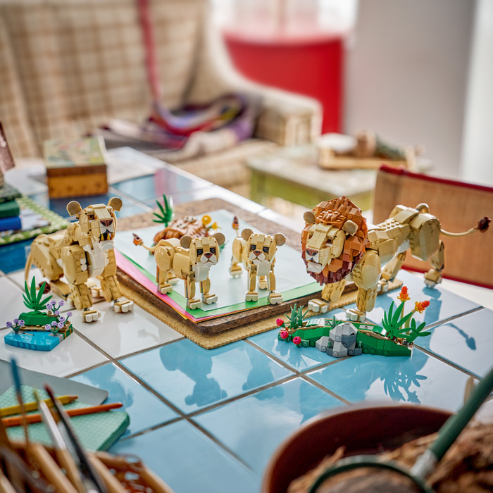 LEGO Creator 3-in-1 Wilde dieren: Majestueuze Leeuw 31386 product in gebruik