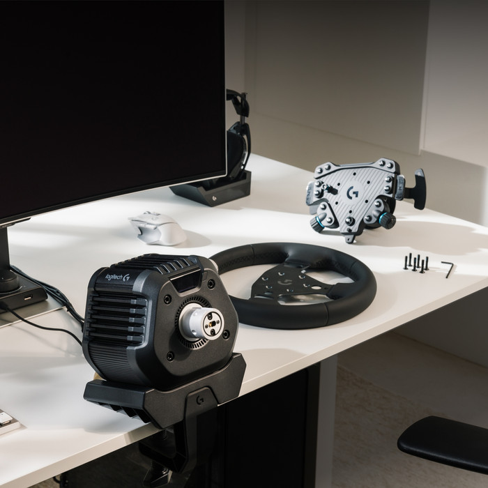 Logitech G RS50 System PC product in gebruik