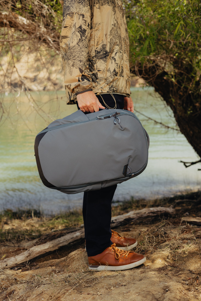 Peak Design Travel Backpack 30L Ocean product in gebruik