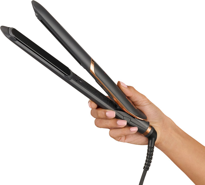 BaByliss Super Smooth 235 ST394E product in gebruik
