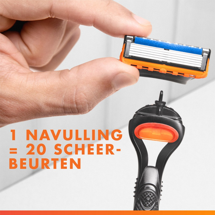 Gillette Fusion5 Refill Blades (24 pieces) product in use
