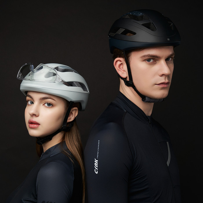 CRNK Angler Stone Zwart M product in gebruik