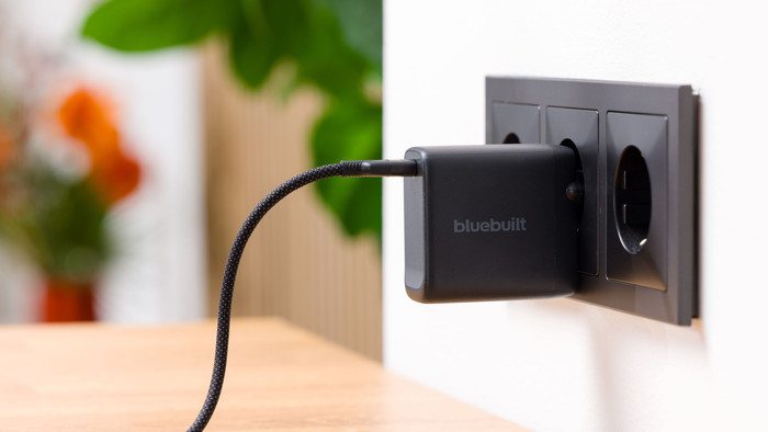 BlueBuilt 100W GaN Usb C Oplader Zwart product in gebruik