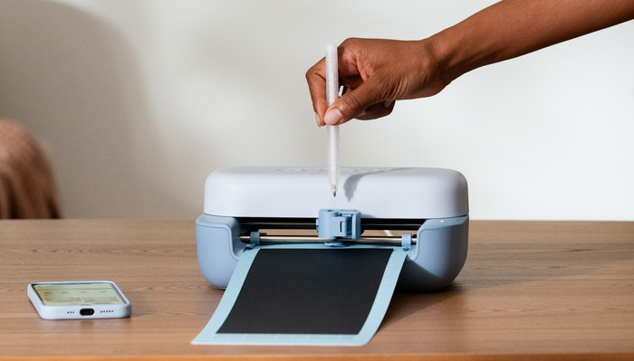 Cricut Permanente Metallic Markers 1,0 mm (set van 3) + adapter product in gebruik