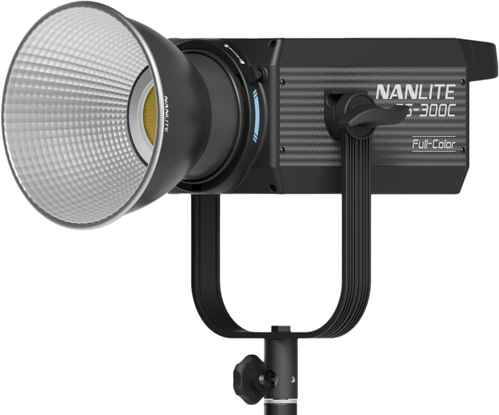 Nanlite FS-300C LED RGBW Spot Light detail