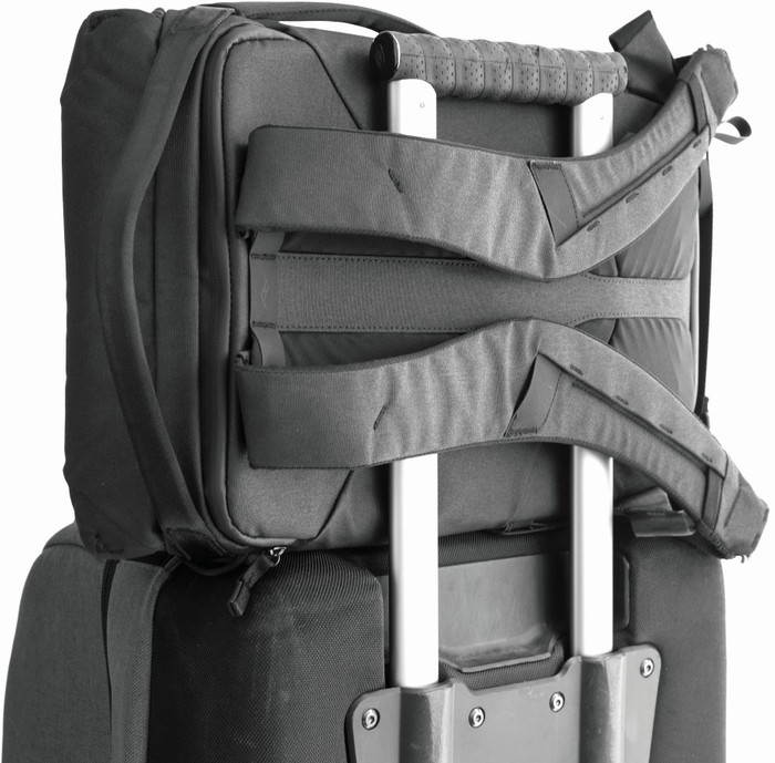 Peak Design Everyday Backpack 20L v3 Black detail